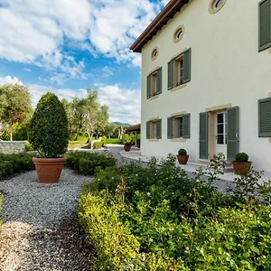 corte-saggin-charme-relais-san-pietro-in-cariano.hotelinveneto.com/