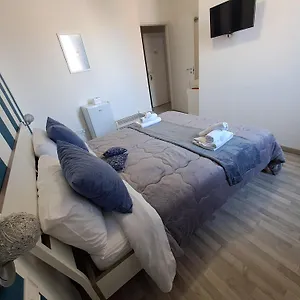 Bedroom La Stazione Nocleg ze śniadaniem
