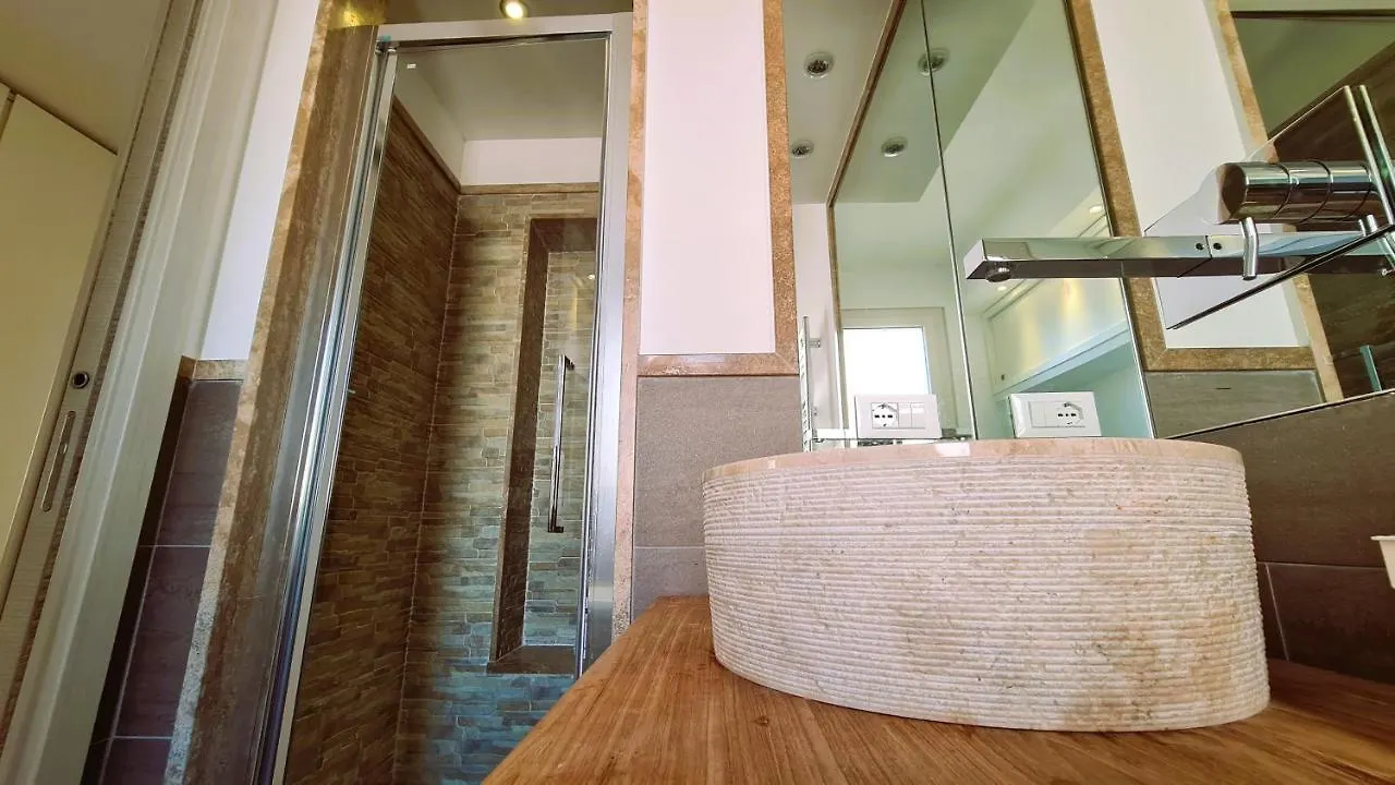 Cassaro261 Bed & Breakfast Palermo Italy